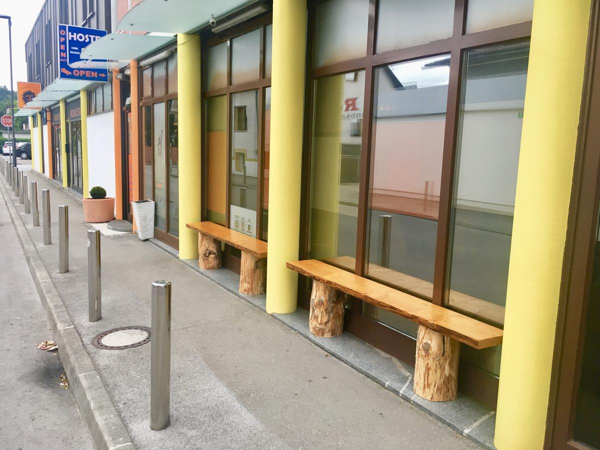 Aladin Hostel Ljubljana Exterior foto